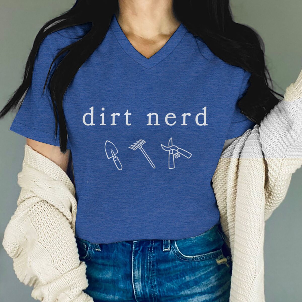 เสื้อยืดลายกราฟิก Dirt Nerd Ga - Gardening Tools Cartoon บทวิจารณ์และราคา